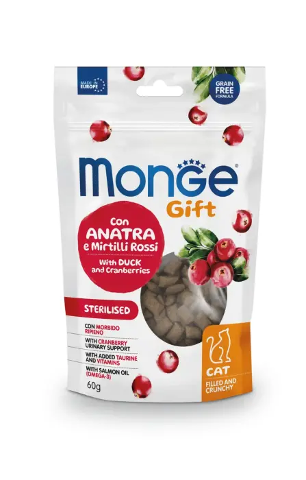 Monge Cat Gift Filled and Crunchy Sterilised Adult with Duck and Cranberries 60 g