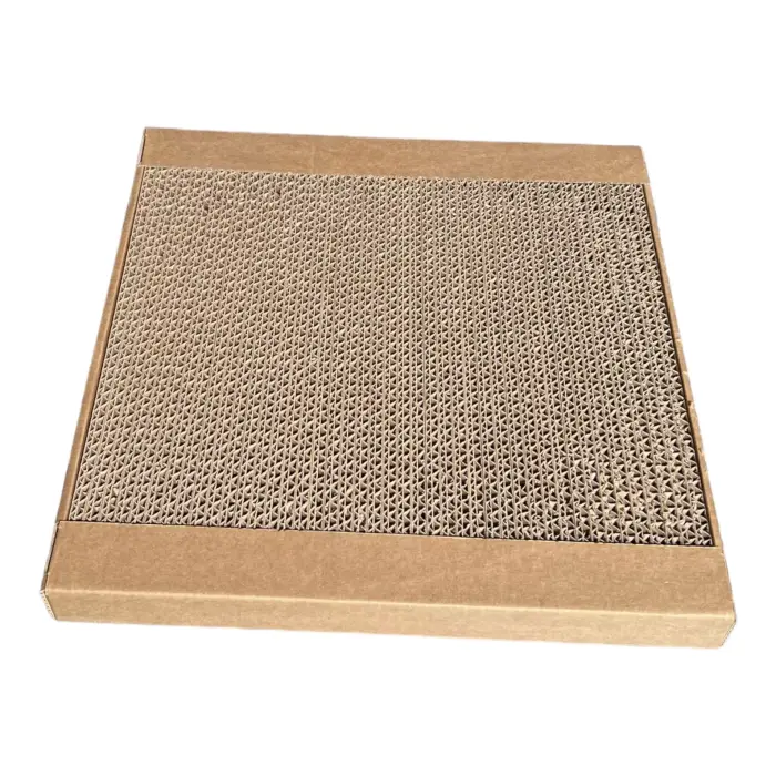 KOTOMODA ScratchPanel 36 × 36 cm — kartona skrāpēšanas panelis kaķiem