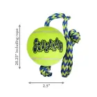 KONG SqueakAir Ball with Rope Medium - rotaļlieta suņiem — Foto 4